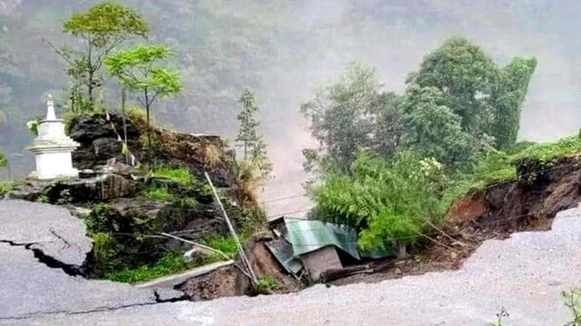14 Killed In Sikkim Flash Floods, 23 Soldiers Among 102 Missing